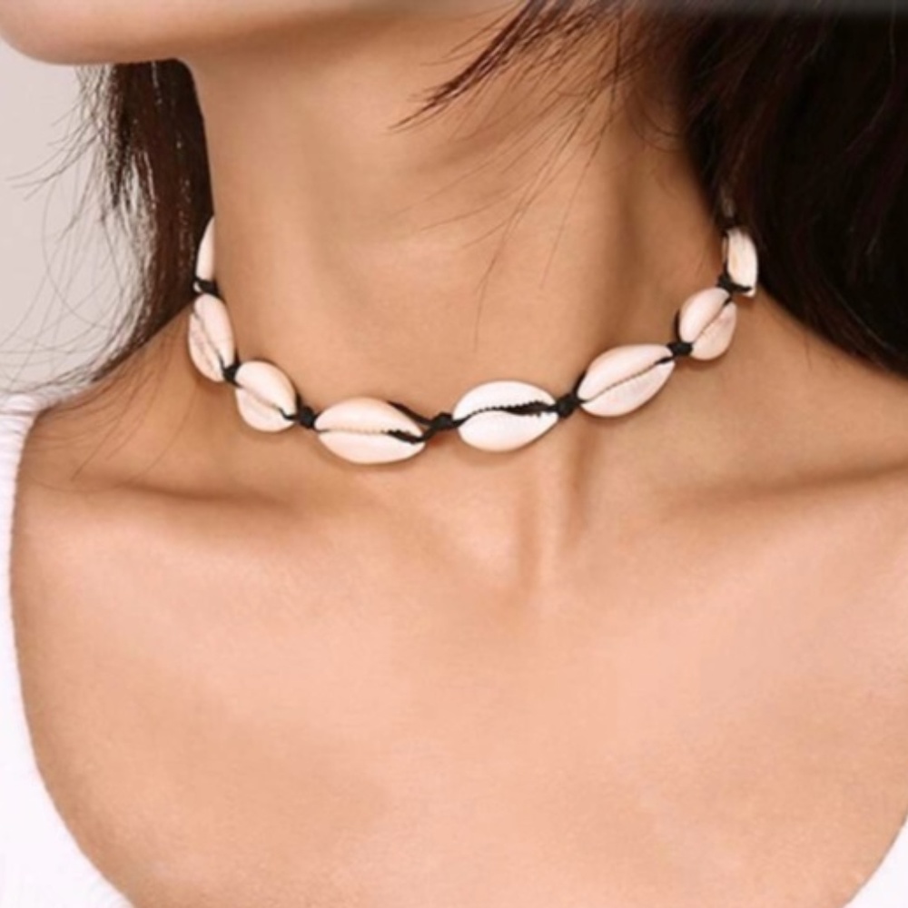 Handmade Cowrie Shell Choker Necklace